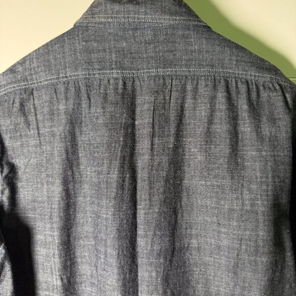 NWT Dockers Men’s Dark Denim Button Up Shirt Size M - Picture 4 of 10